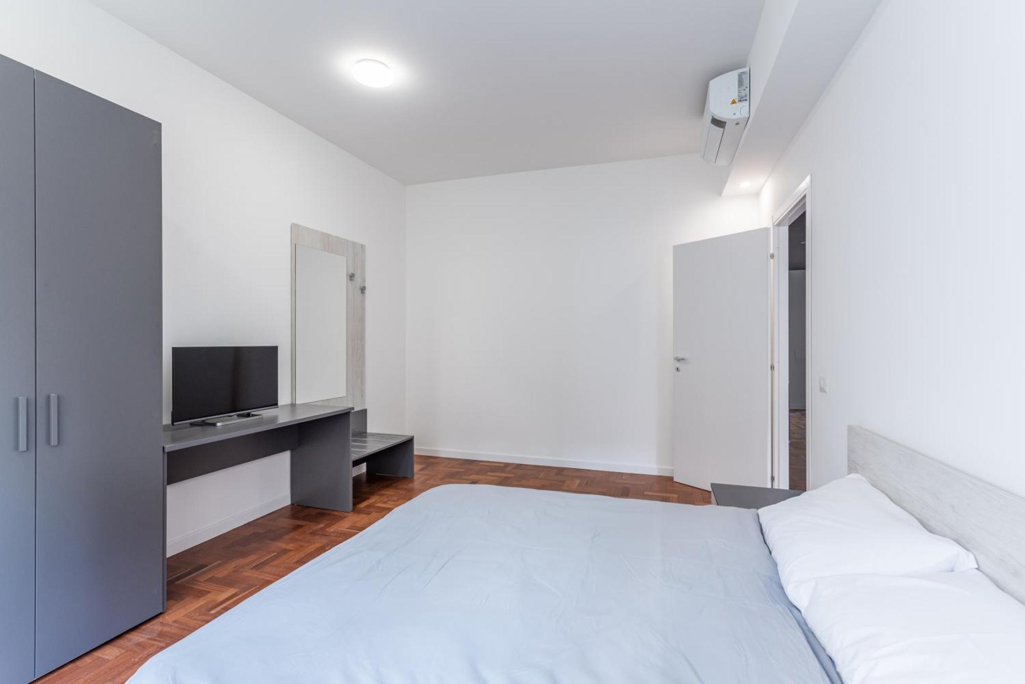 Skylife Modern 4-bedroom Trastevere